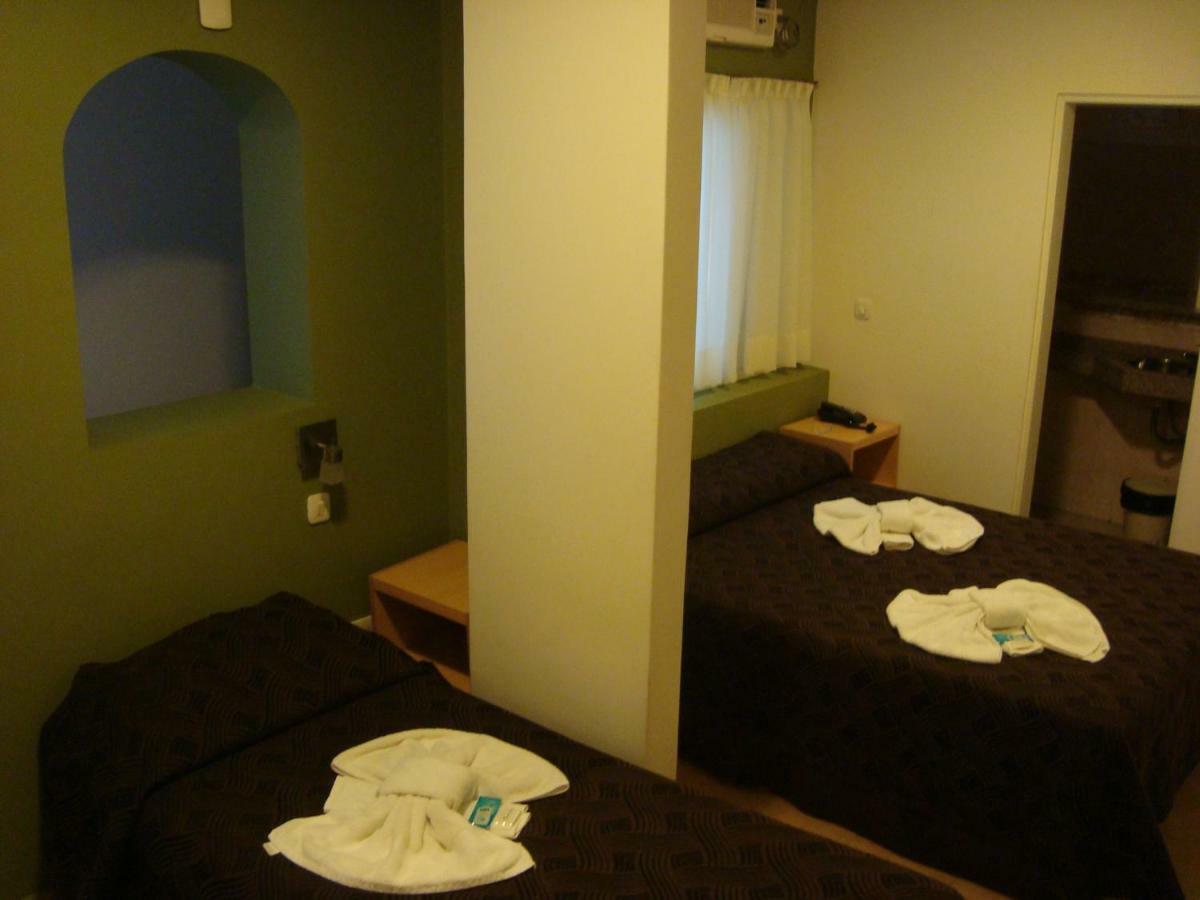 Hotel Siena Buenos Aires Quarto foto